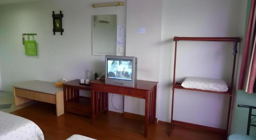Hotel Hung Hung Kuching Exterior photo