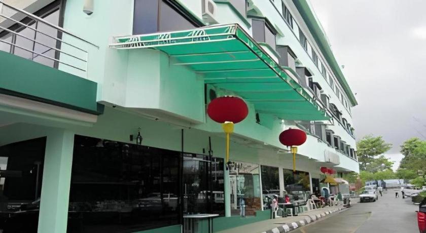Hotel Hung Hung Kuching Exterior photo